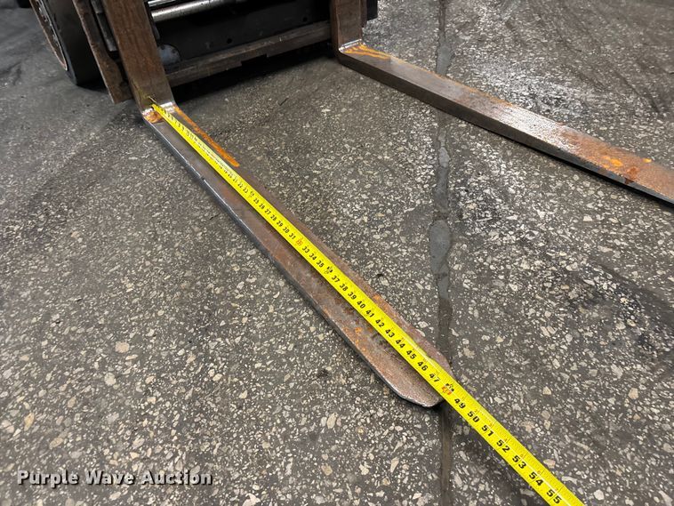 image for item FB5552 Toyota 8FGCU25 forklift