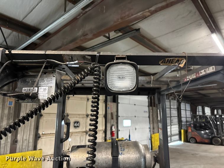 image for item FB5552 Toyota 8FGCU25 forklift