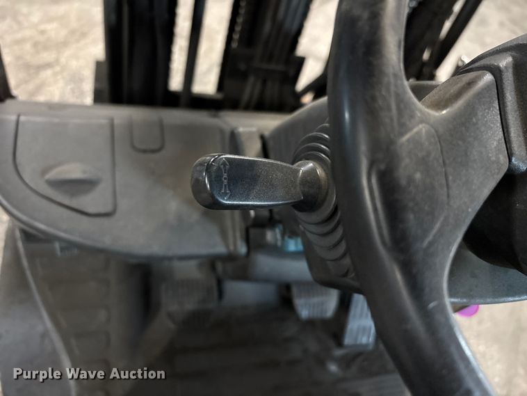 image for item FB5552 Toyota 8FGCU25 forklift