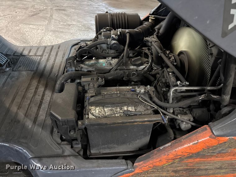 image for item FB5552 Toyota 8FGCU25 forklift