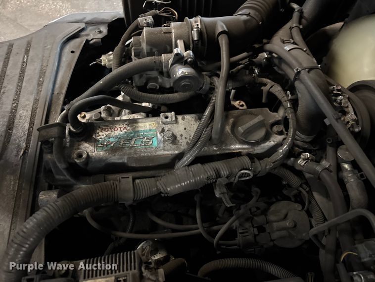 image for item FB5552 Toyota 8FGCU25 forklift