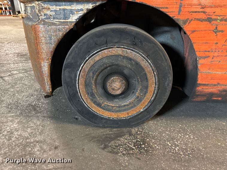 image for item FB5552 Toyota 8FGCU25 forklift