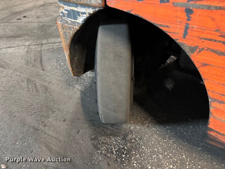 image for item FB5552 Toyota 8FGCU25 forklift