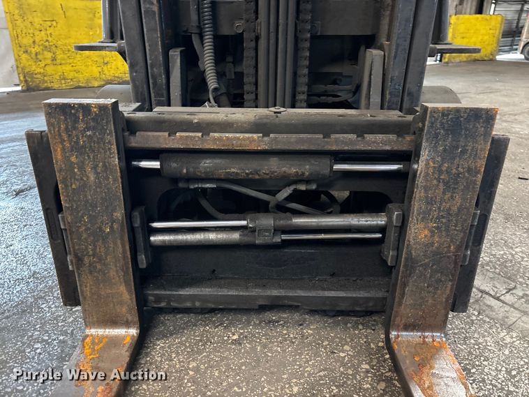 image for item FB5553 Toyota 8FGCU25 forklift