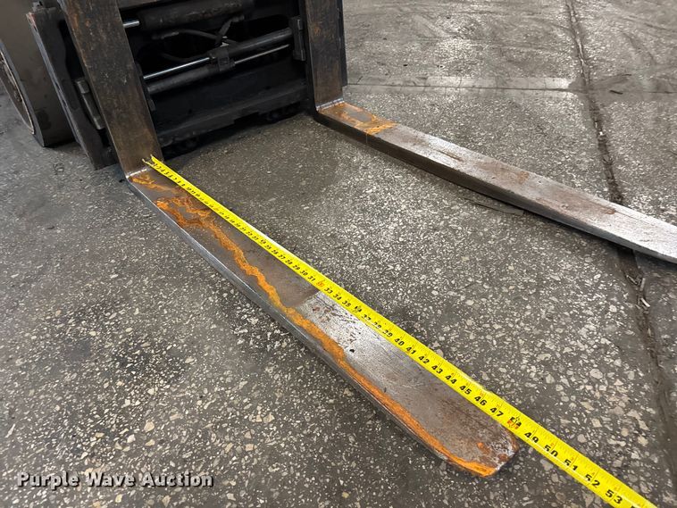 image for item FB5553 Toyota 8FGCU25 forklift