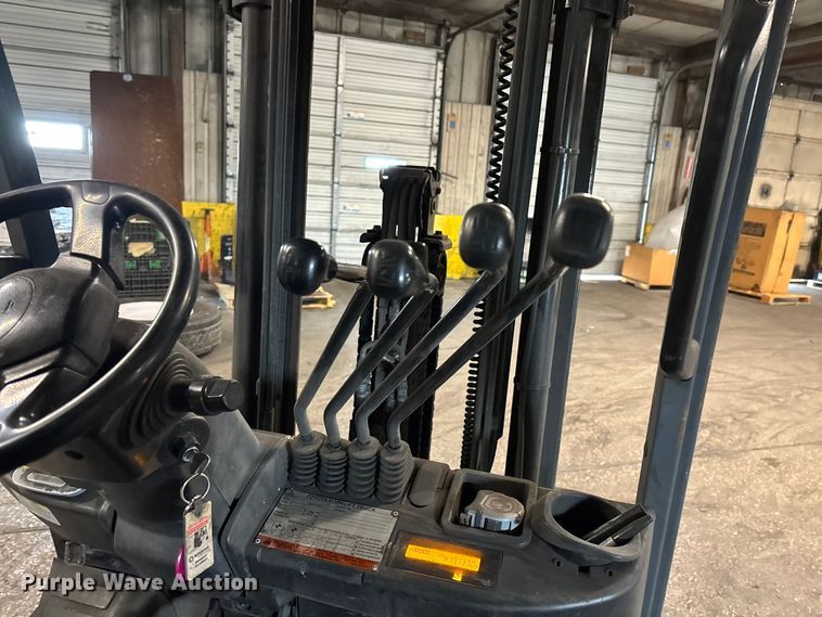 image for item FB5553 Toyota 8FGCU25 forklift