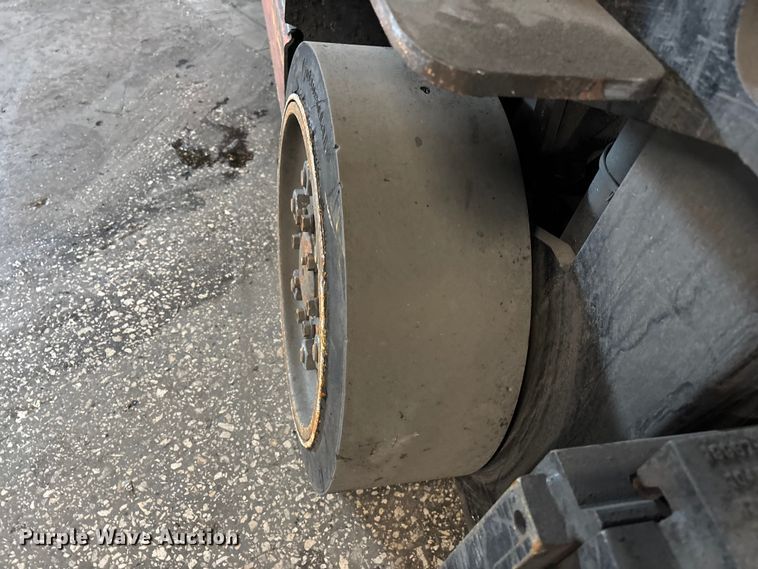 image for item FB5553 Toyota 8FGCU25 forklift