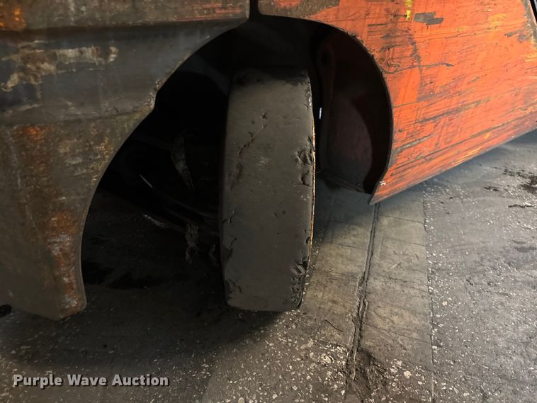 image for item FB5553 Toyota 8FGCU25 forklift