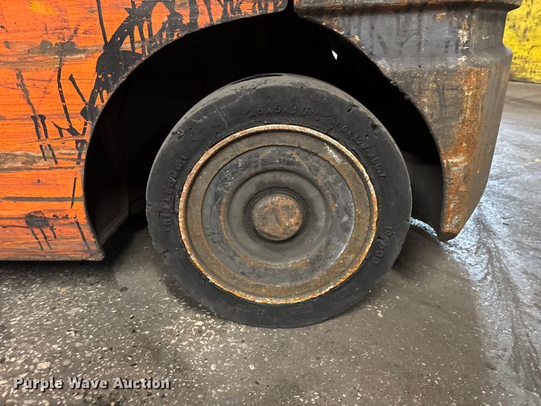 image for item FB5553 Toyota 8FGCU25 forklift