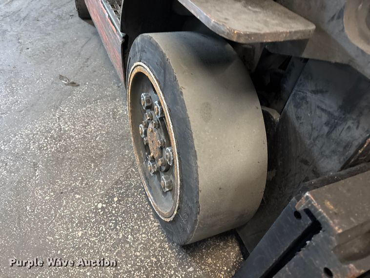 image for item FB5554 Toyota 8FGCU25 forklift