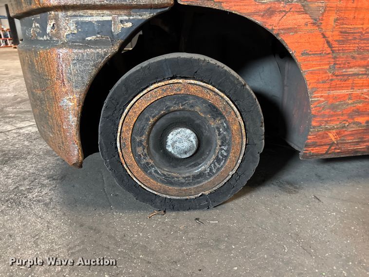 image for item FB5554 Toyota 8FGCU25 forklift