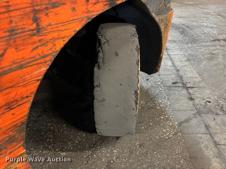 image for item FB5554 Toyota 8FGCU25 forklift