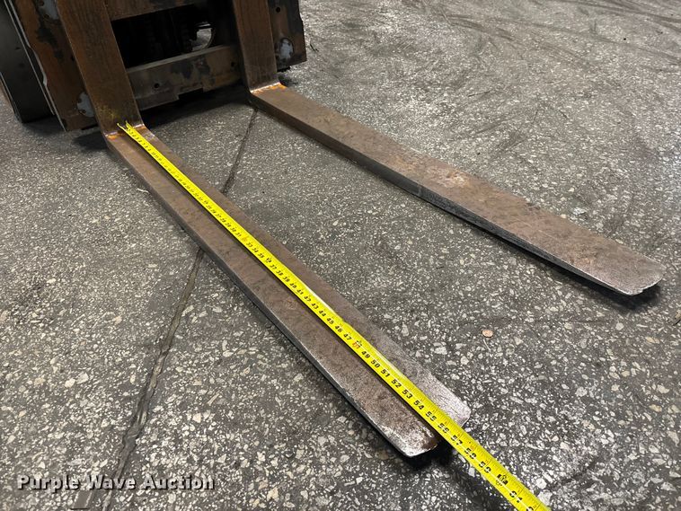 image for item FB5555 Toyota 8FGCU25 forklift