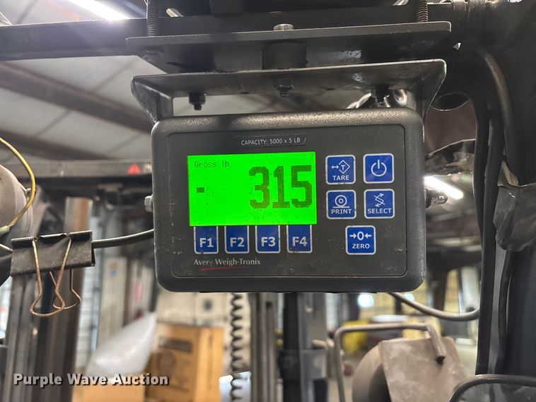 image for item FB5555 Toyota 8FGCU25 forklift