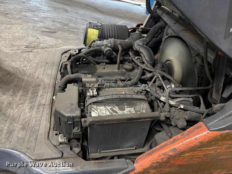 image for item FB5555 Toyota 8FGCU25 forklift