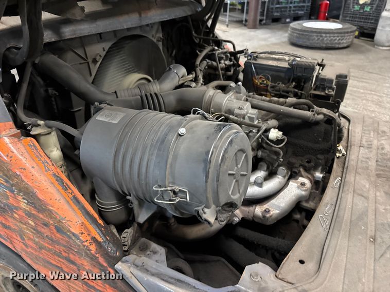 image for item FB5555 Toyota 8FGCU25 forklift