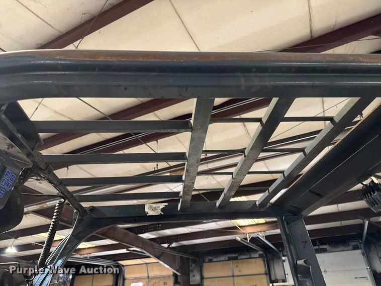 image for item FB5556 Toyota 8FGCU25 forklift