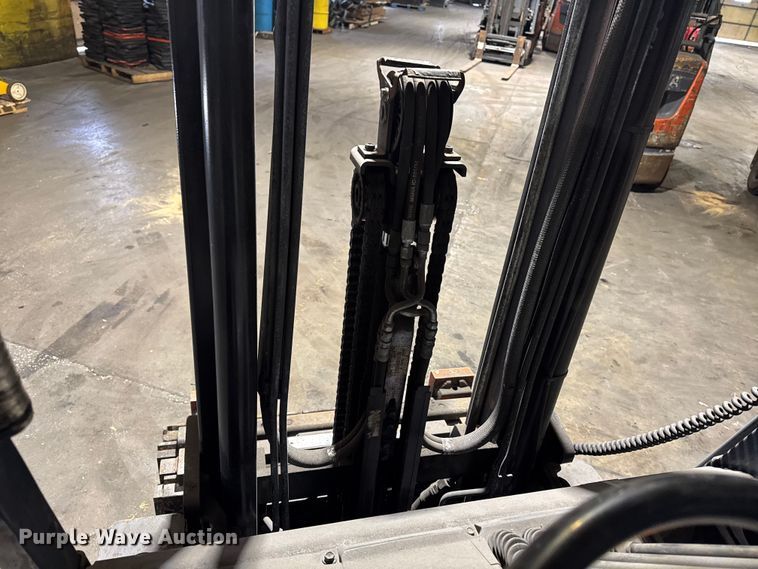 image for item FB5556 Toyota 8FGCU25 forklift