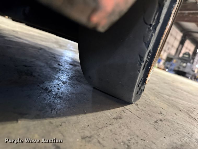 image for item FB5556 Toyota 8FGCU25 forklift