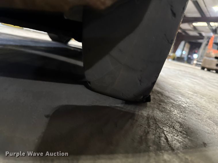 image for item FB5556 Toyota 8FGCU25 forklift