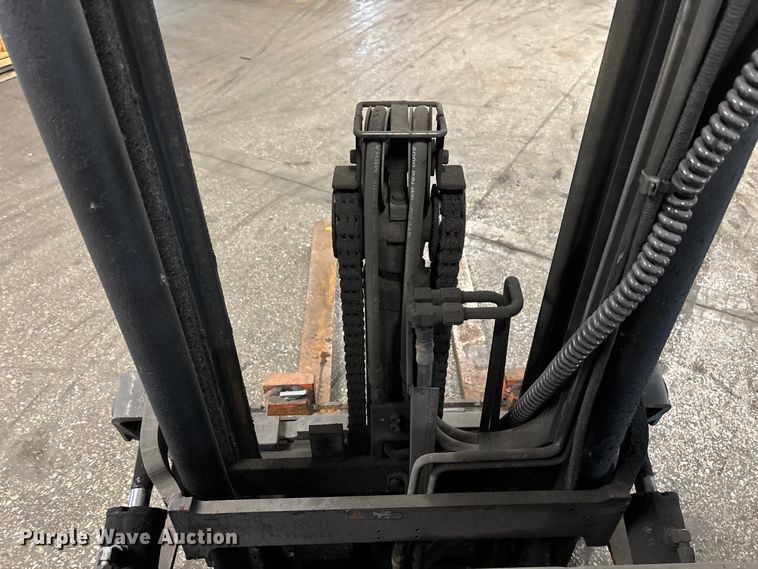 image for item FB5557 Toyota 7FGCU25 forklift