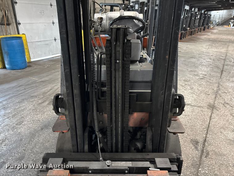 image for item FB5557 Toyota 7FGCU25 forklift