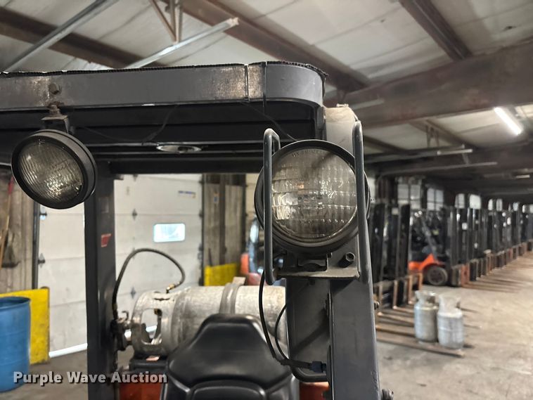 image for item FB5557 Toyota 7FGCU25 forklift