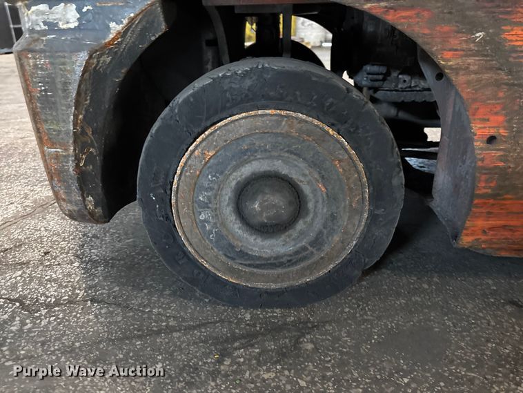 image for item FB5557 Toyota 7FGCU25 forklift