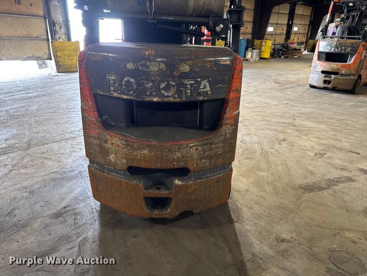 image for item FB5558 Toyota 8FGCU25 forklift