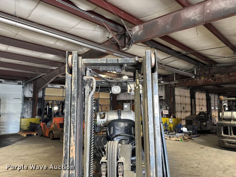 image for item FB5558 Toyota 8FGCU25 forklift