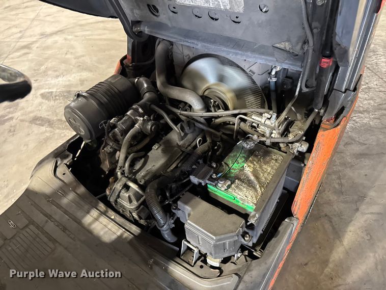 image for item FB5558 Toyota 8FGCU25 forklift