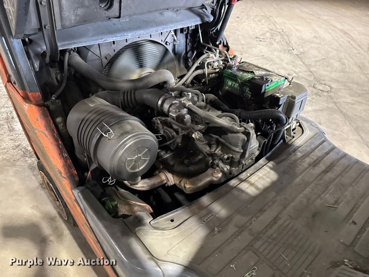 image for item FB5558 Toyota 8FGCU25 forklift