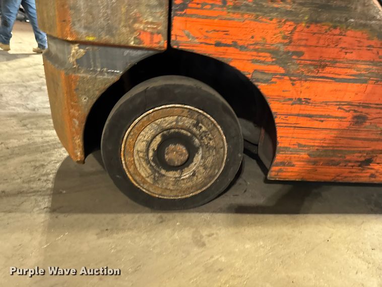 image for item FB5558 Toyota 8FGCU25 forklift