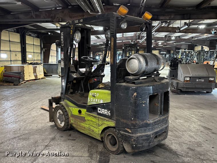 image for item FB5559 Clark CGC30 forklift