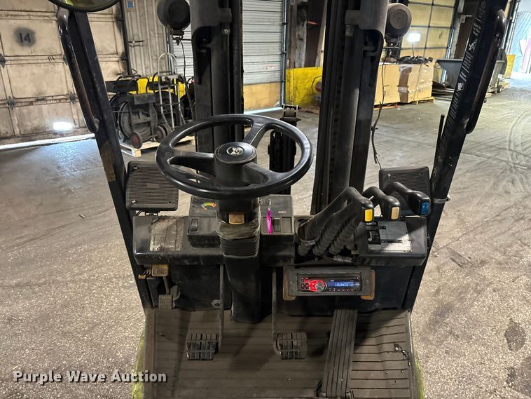 image for item FB5559 Clark CGC30 forklift