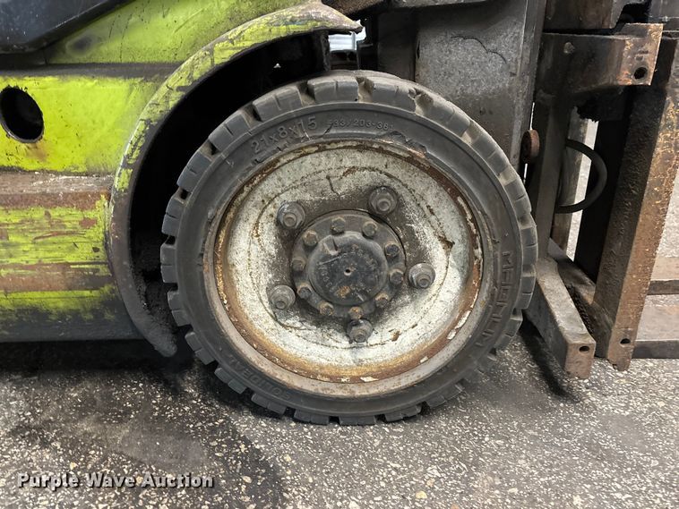 image for item FB5559 Clark CGC30 forklift