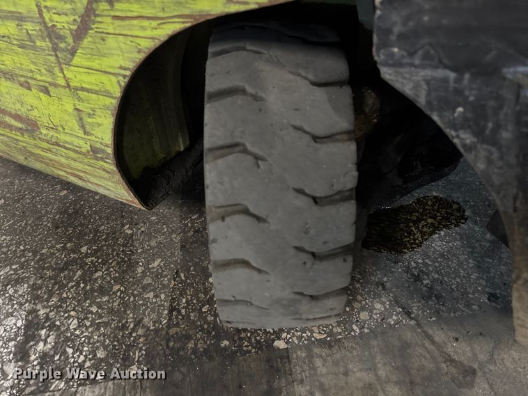 image for item FB5559 Clark CGC30 forklift