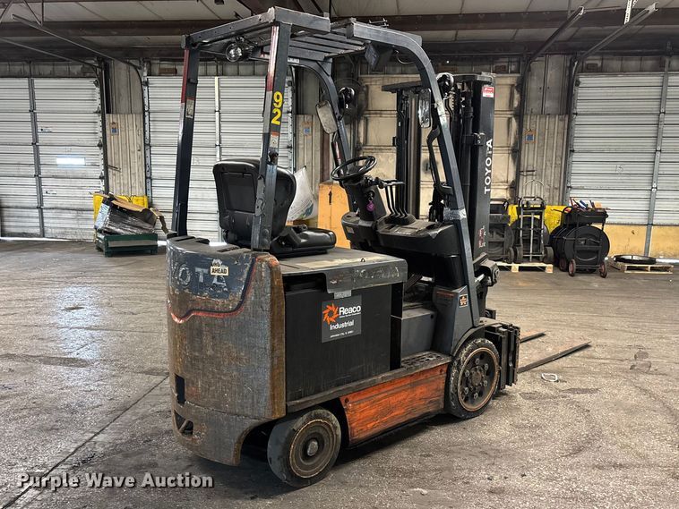 image for item FB5560 Toyota 8FBCU25 forklift