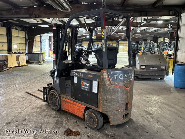 image for item FB5560 Toyota 8FBCU25 forklift