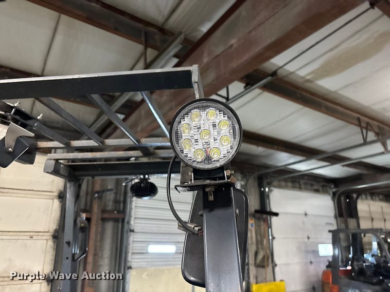 image for item FB5560 Toyota 8FBCU25 forklift