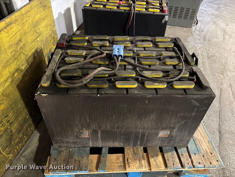 image for item FB5560 Toyota 8FBCU25 forklift