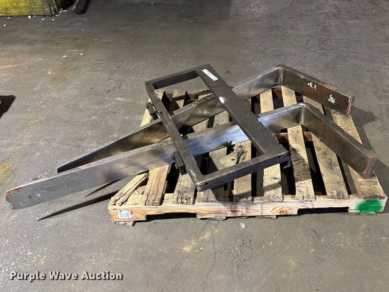 image for item FB5566 forks