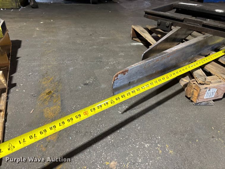 image for item FB5566 forks