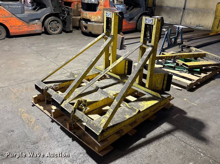 image for item FB5567 (2) Easy Lift Equipment EG3SCM-NF drum lifter