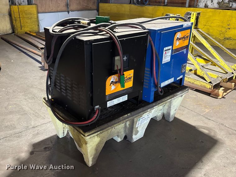 image for item FB5569 (2) Power House charger