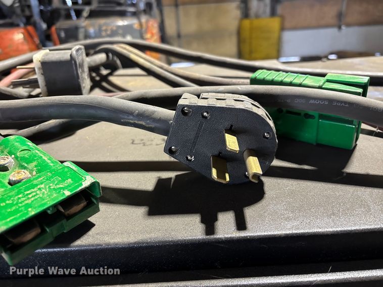 image for item FB5569 (2) Power House charger