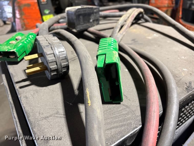 image for item FB5569 (2) Power House charger