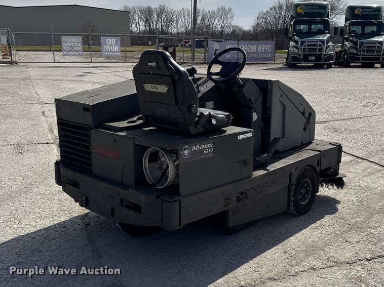 image for item FB5570 Advance 6250 floor sweeper