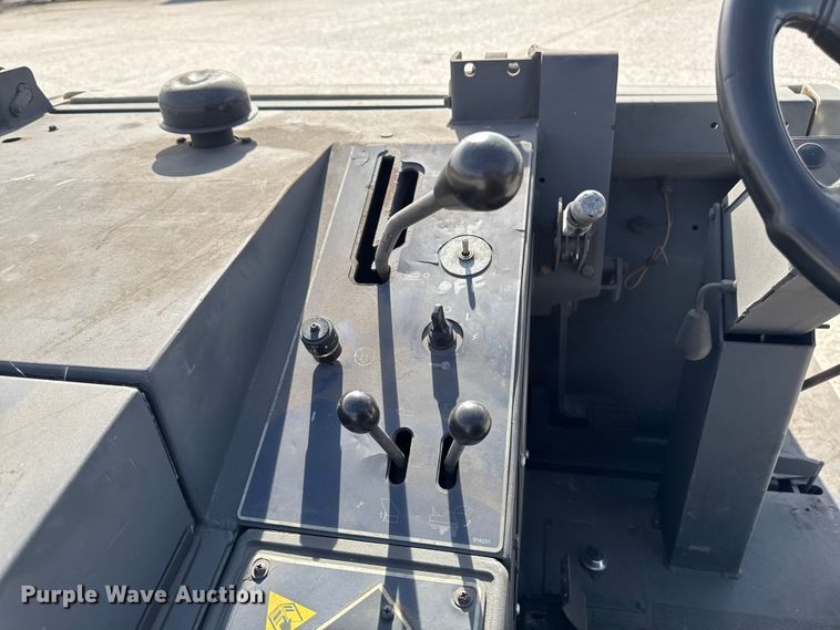 image for item FB5570 Advance 6250 floor sweeper