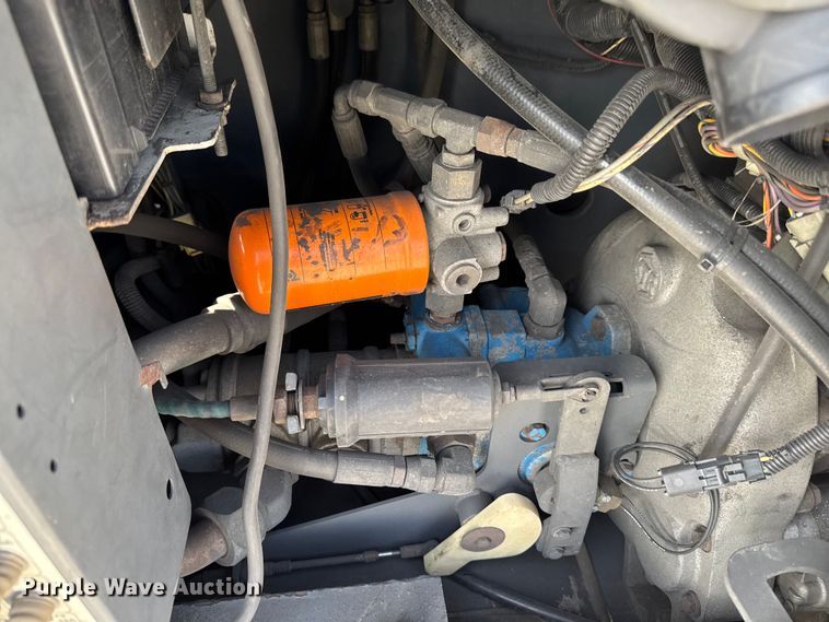 image for item FB5570 Advance 6250 floor sweeper